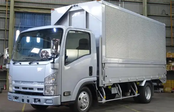いすゞ エルフ 小型 ウイング BKG-NMR85AN H19 の中古トラック【車両No.145575】
