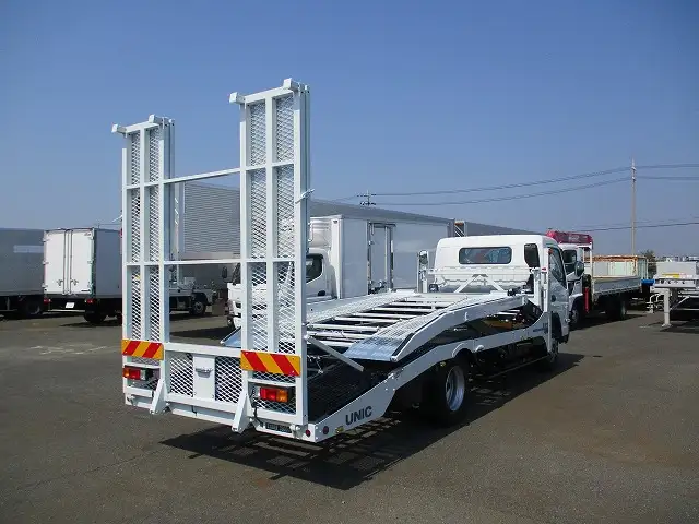 三菱 キャンター 小型 車両重機運搬 ラジコン ウインチの中古トラック画像4
