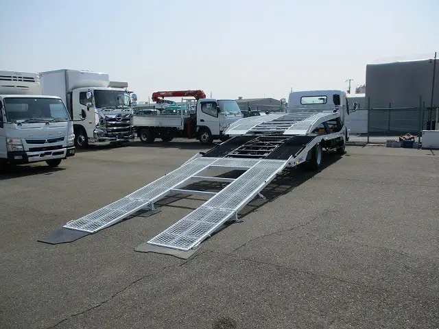 三菱 キャンター 小型 車両重機運搬 ラジコン ウインチの中古トラック画像9