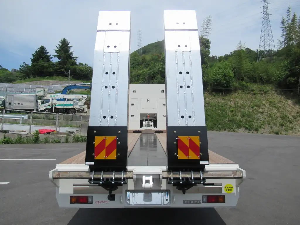 日野 プロフィア 大型 車両重機運搬 ハイルーフ ラジコンの中古トラック画像3