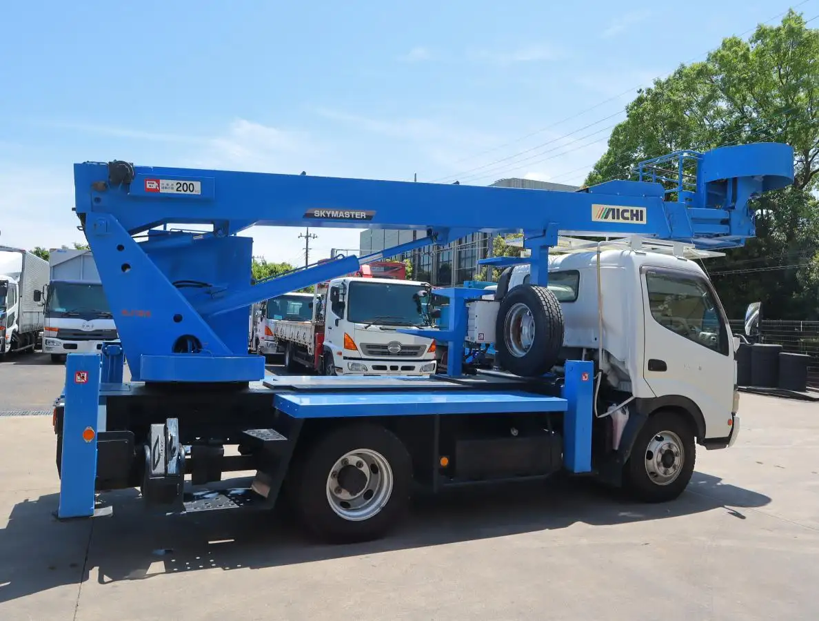日野 デュトロ 小型 高所・建柱車 高所作業車 PB-XZU404Mの中古トラック画像3