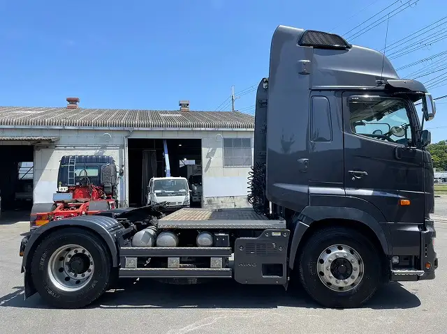 日野 プロフィア 大型 トラクター ハイルーフ 1デフの中古トラック画像2