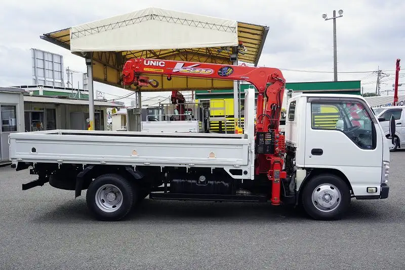 いすゞ エルフ 小型 クレーン付 3段 フックインの中古トラック画像2