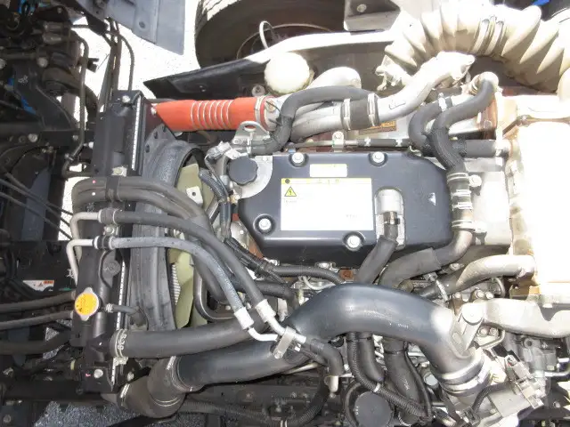 いすゞ フォワード 中型/増トン ウイング ベッド TKG-FRR90S2の中古トラック画像19