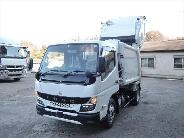 三菱 キャンター 小型 パッカー車 プレス式 2RG-FEAV0の中古トラック画像1