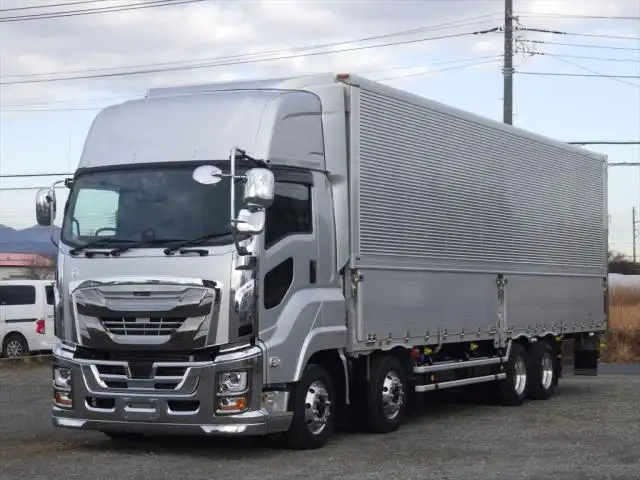 いすゞ ギガ 大型 ウイング ハイルーフ エアサスの中古トラック画像1