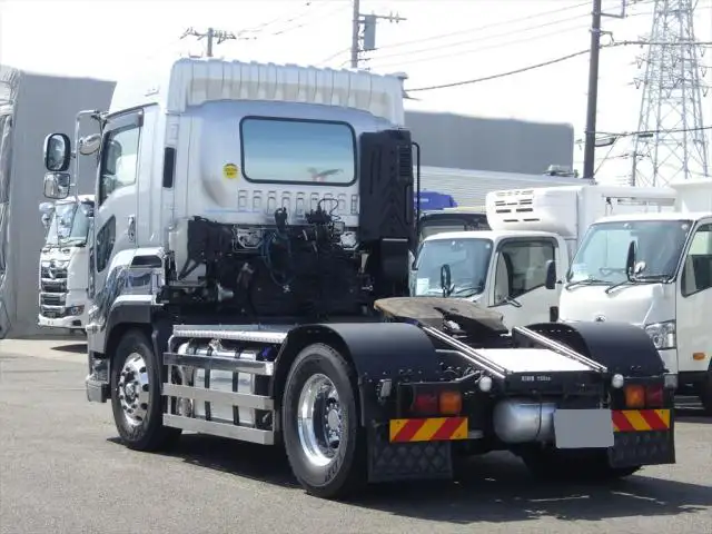いすゞ ギガ 大型 トラクター ハイルーフ 1デフの中古トラック画像6