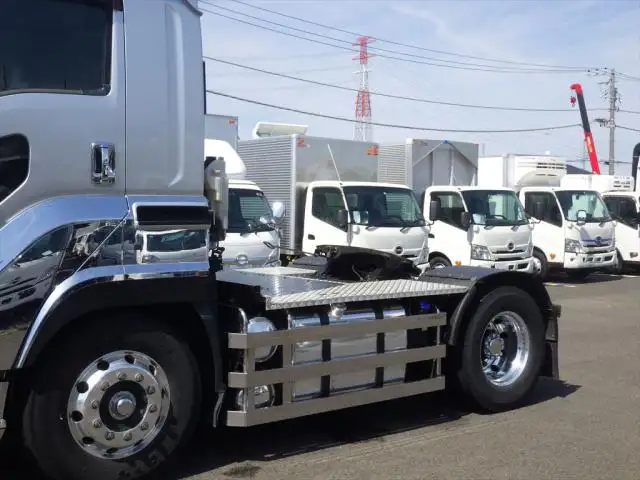 いすゞ ギガ 大型 トラクター ハイルーフ 1デフの中古トラック画像7