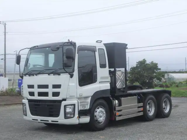 いすゞ ギガ 大型 トラクター 2デフ ベッドの中古トラック画像1
