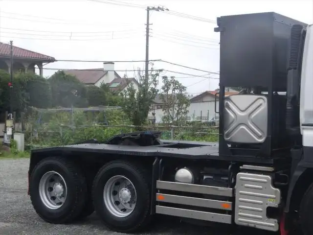 いすゞ ギガ 大型 トラクター 2デフ ベッドの中古トラック画像5