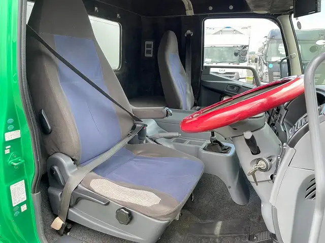 三菱 ファイター 中型/増トン ウイング ベッド SKG-FK61Fの中古トラック画像12