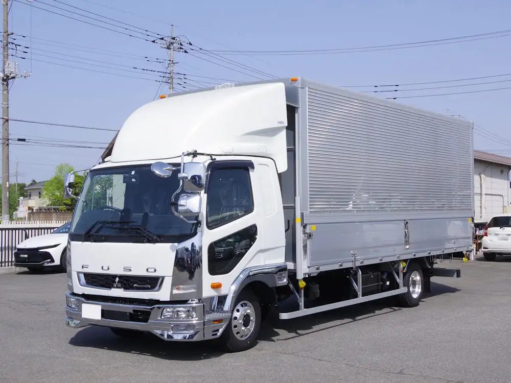 三菱 ファイター 中型/増トン ウイング エアサス ベッドの中古トラック画像1