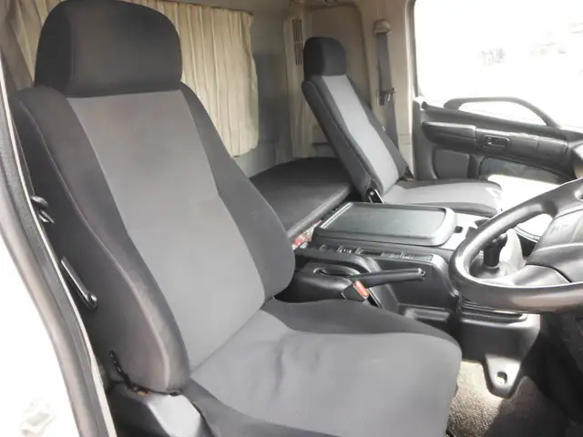 日野 レンジャー 中型/増トン ウイング ベッド TKG-FD7JLAAの中古トラック画像9