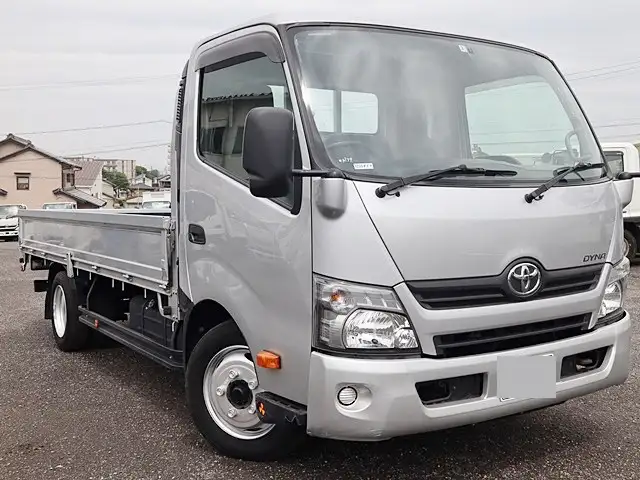 トヨタ ダイナ 小型 平ボディ TPG-XZU710 H30の中古トラック画像2