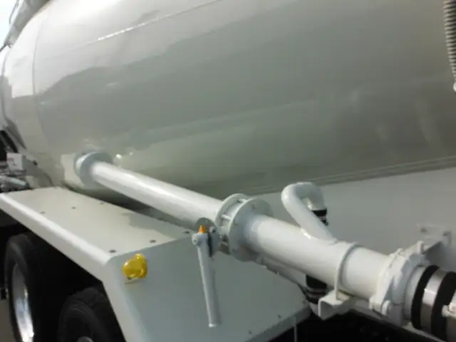 日野 プロフィア 大型 タンク車 バルク 2PG-FR1AHGの中古トラック画像7