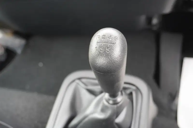 三菱 ファイター 中型/増トン 車両重機運搬 ラジコン ウインチの中古トラック画像12