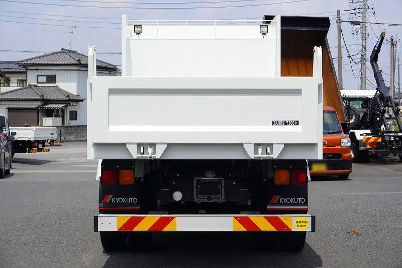 三菱 ファイター 中型/増トン ダンプ ベッド 2KG-FK62FZの中古トラック画像3