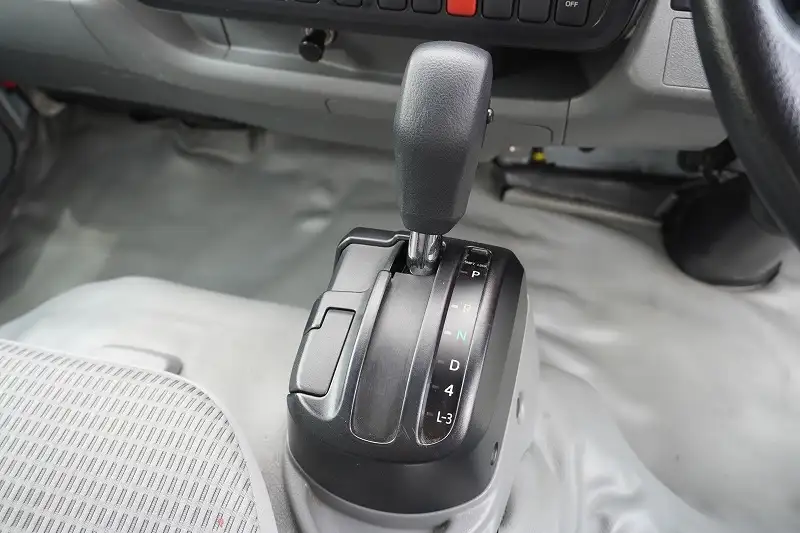 トヨタ トヨエース 小型 アルミバン サイドドア TKG-XZC605の中古トラック画像12