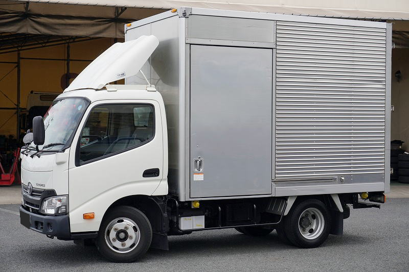 トヨタ トヨエース 小型 アルミバン 10尺 TKG-XZC605