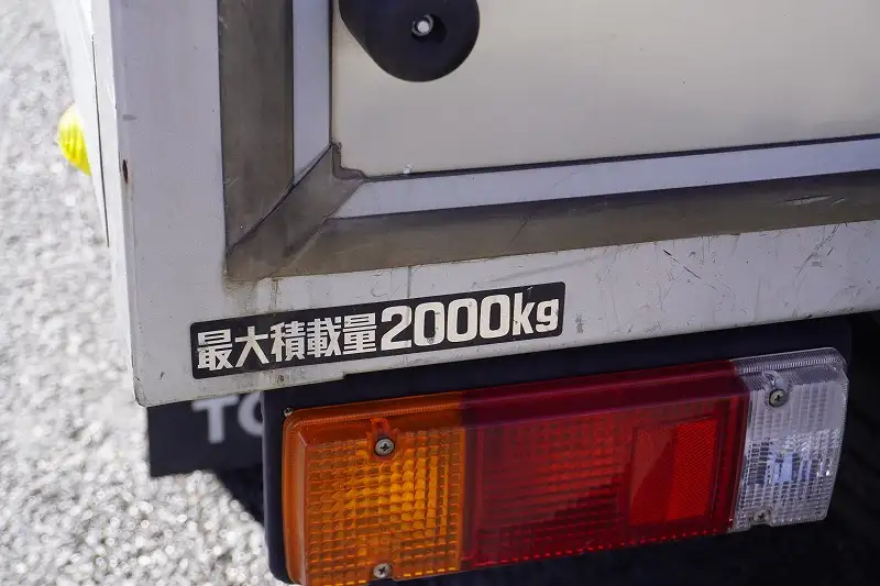 トヨタ トヨエース 小型 アルミバン サイドドア TKG-XZC605の中古トラック画像7