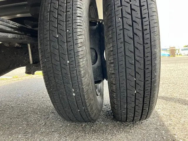 トヨタ ダイナ 小型 平ボディ Wキャブ LDF-KDY231の中古トラック画像19