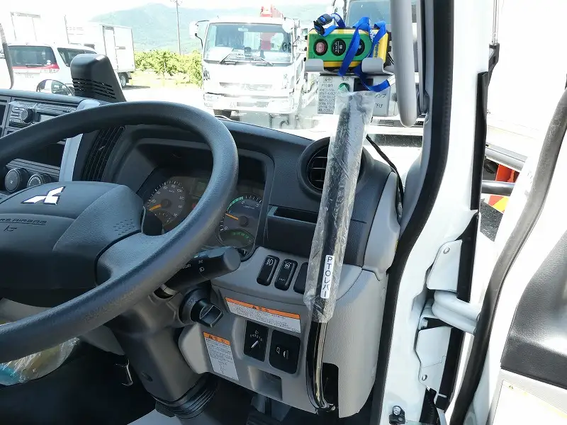 三菱 キャンター 小型 ダンプ ローダー 2RG-FBA60の中古トラック画像12