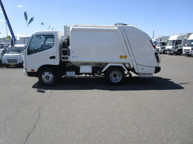 日野 デュトロ 小型 パッカー車 プレス式 2RG-XZU605Xの中古トラック画像6