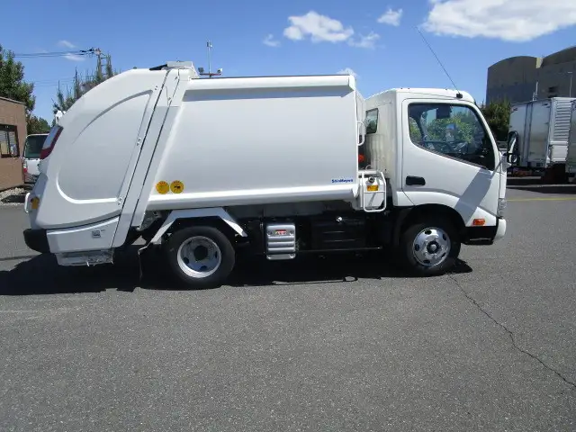日野 デュトロ 小型 パッカー車 プレス式 2RG-XZU605Xの中古トラック画像3