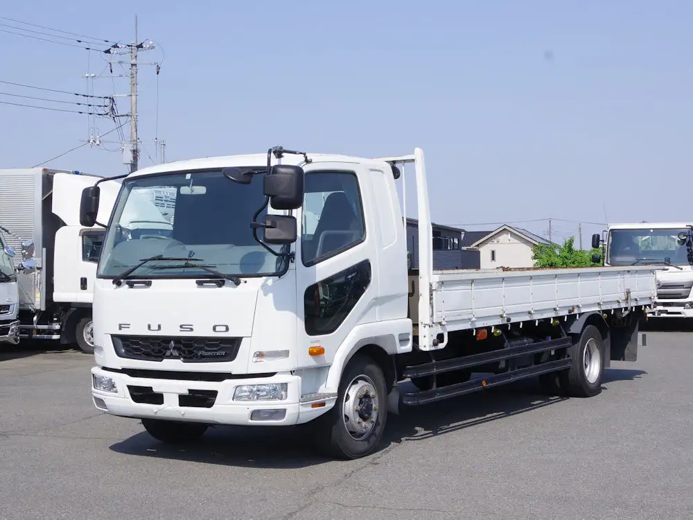 三菱 ファイター 中型/増トン 平ボディ TKG-FK62FY H27の中古トラック画像1