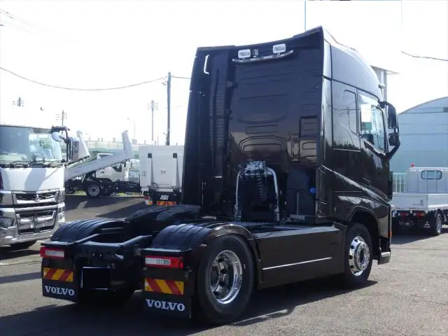 ボルボ トラック 大型 トラクター ハイルーフ 1デフの中古トラック画像3