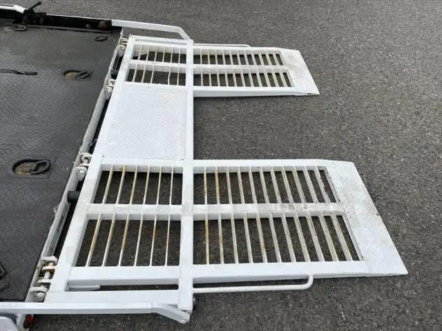 三菱 キャンター 小型 車両重機運搬 ラジコン ウインチの中古トラック画像12