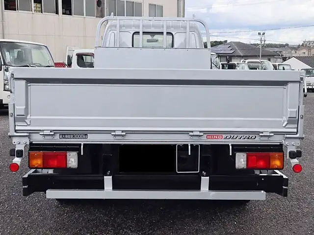 日野 デュトロ 小型 平ボディ TKG-XZU655M H31/R1の中古トラック画像6