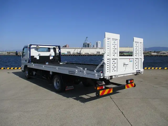 三菱 キャンター 小型 車両重機運搬 ラジコン ウインチの中古トラック画像6