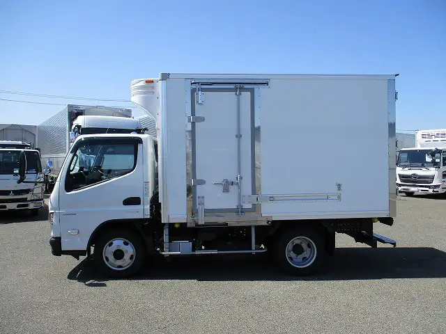 三菱 キャンター 小型 冷凍冷蔵 低温 床アルミの中古トラック画像7
