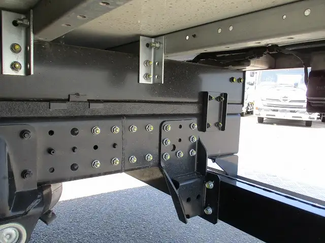 三菱 キャンター 小型 冷凍冷蔵 低温 床アルミの中古トラック画像18