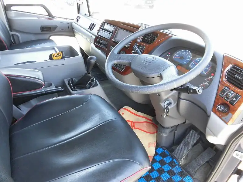 日産UD コンドル 中型/増トン ウイング パワーゲート エアサスの中古トラック画像11
