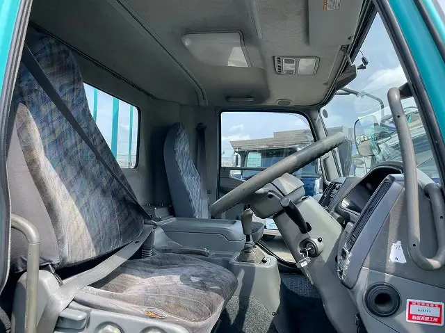 三菱 ファイター 中型/増トン 平ボディ PA-FK71RH H17の中古トラック画像11