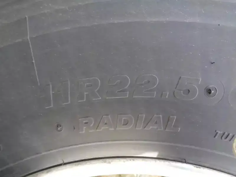 いすゞ ギガ 大型 トラクター ハイルーフ 1デフの中古トラック画像20