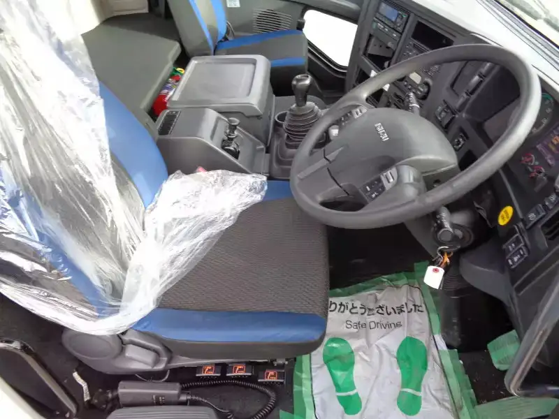 いすゞ ギガ 大型 トラクター ハイルーフ 1デフの中古トラック画像7