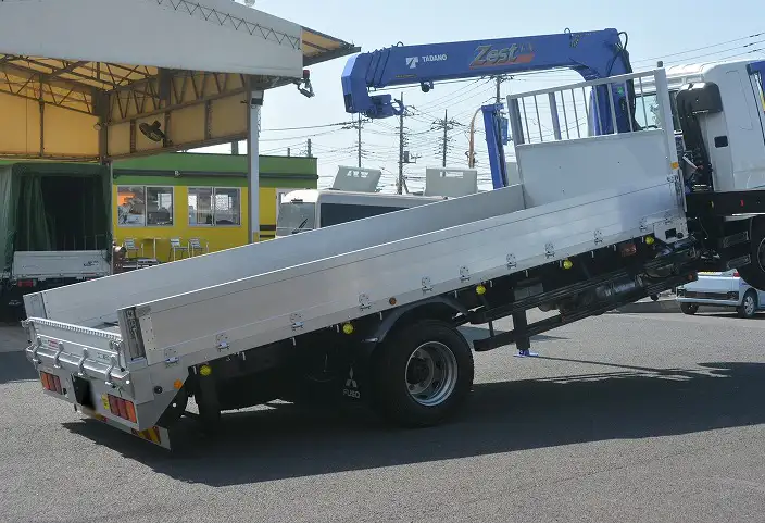 三菱 ファイター 中型/増トン 車両重機運搬 4段クレーン ラジコンの中古トラック画像4