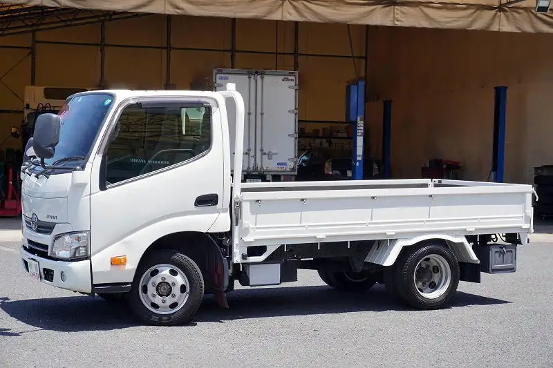 トヨタ ダイナ 小型 平ボディ QDF-KDY231 H29 の中古トラック【車両No.146458】