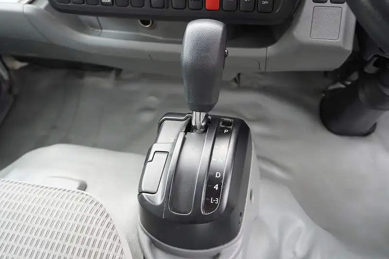 トヨタ トヨエース 小型 アルミバン サイドドア TKG-XZC605の中古トラック画像12