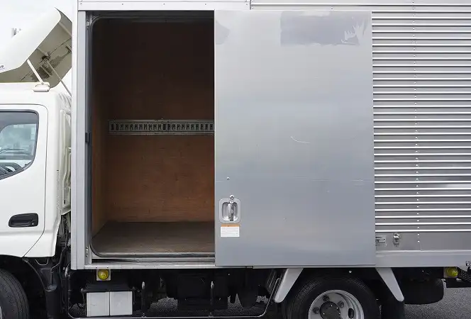 トヨタ トヨエース 小型 アルミバン サイドドア TKG-XZC605の中古トラック画像7