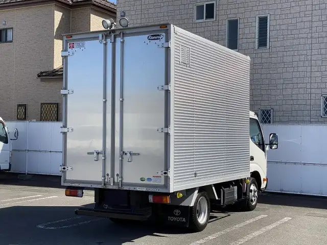 トヨタ トヨエース 小型 アルミバン サイドドア TPG-XZC605の中古トラック画像4