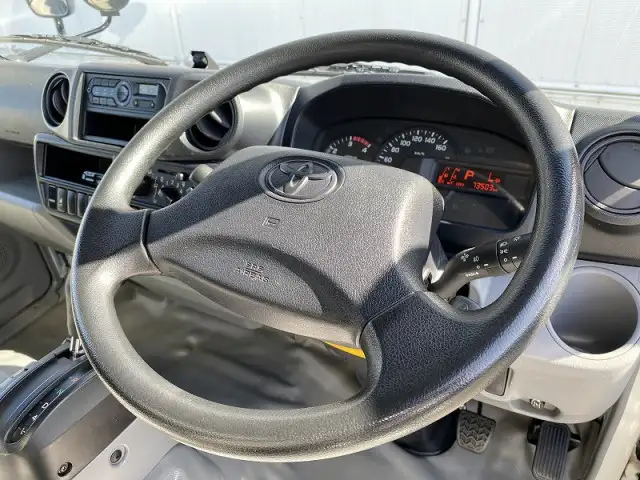 トヨタ トヨエース 小型 アルミバン サイドドア TPG-XZC605の中古トラック画像13