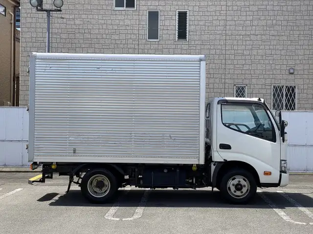 日野 デュトロ 小型 アルミバン TPG-XZC605M H31/R1の中古トラック画像3