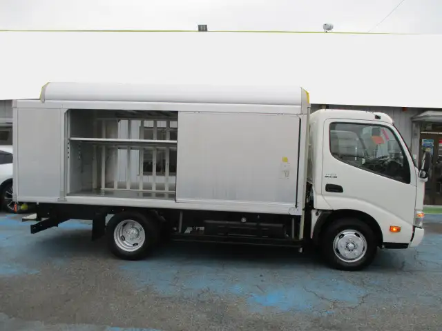 トヨタ トヨエース 小型 アルミバン ボトルカー サイドドアの中古トラック画像4