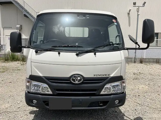 トヨタ トヨエース 小型 平ボディ TPG-XZC645 H30の中古トラック画像2