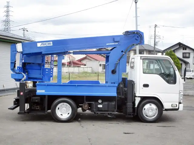 いすゞ エルフ 小型 高所・建柱車 高所作業車 SKG-NKR85Nの中古トラック画像3