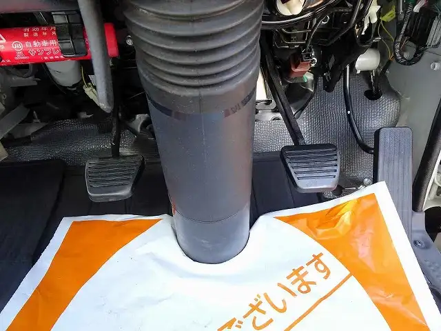 いすゞ エルフ 小型 冷凍冷蔵 低温 床ステンの中古トラック画像15